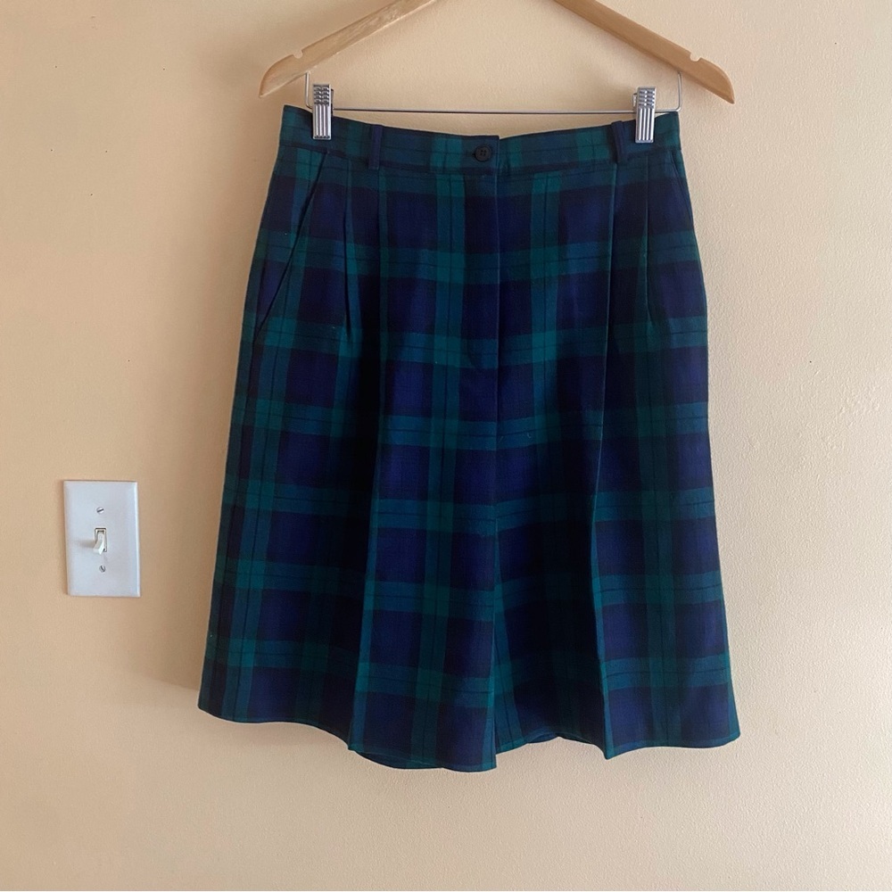 Vintage 100% Wool Tartan Plaid Preppy Shorts